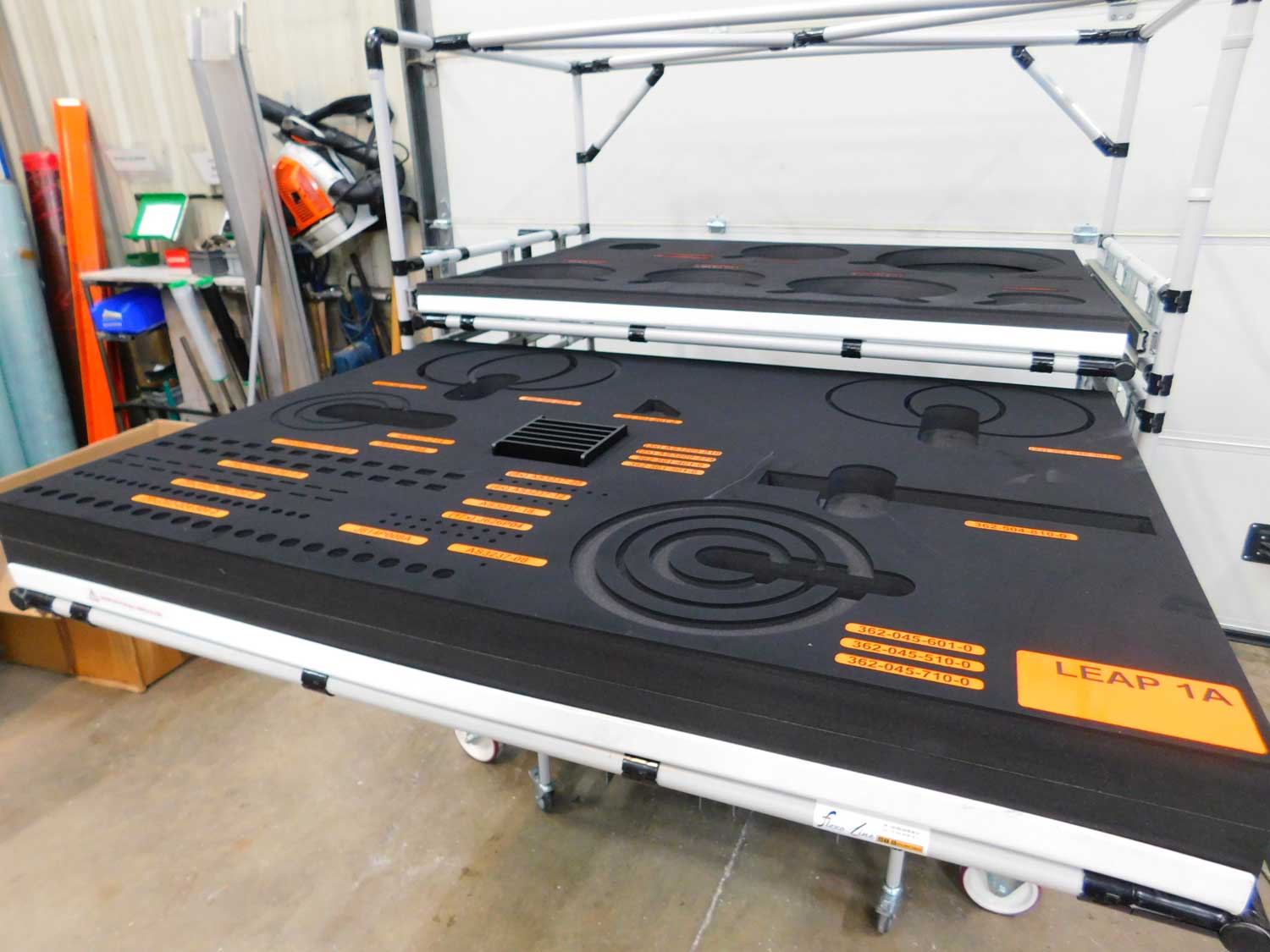 Chariot-de-transport-avec-mousse-usinée