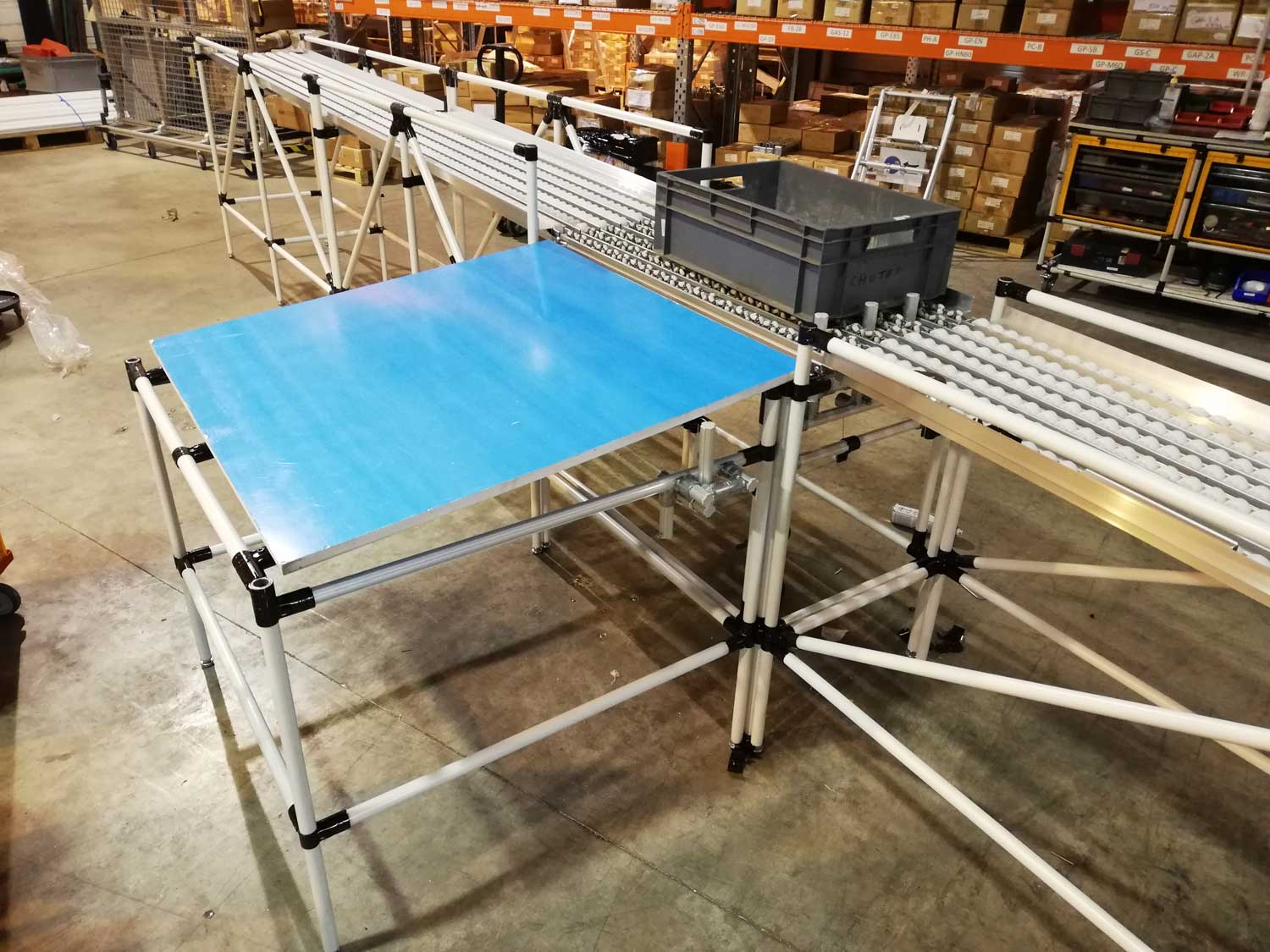 Convoyeur-gravitaire